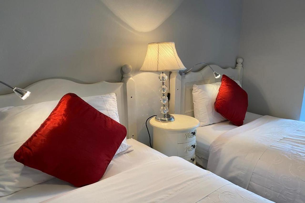 River Meadows B&B Кенмар Экстерьер фото